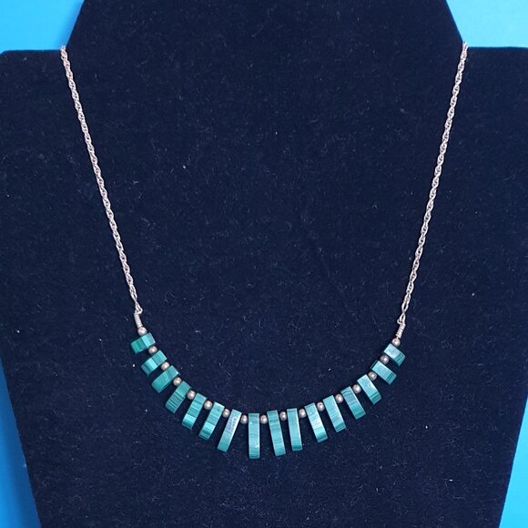 Elegant Vintage Native American Sterling Natural Malachite Statement Necklace - Picture 3 of 11